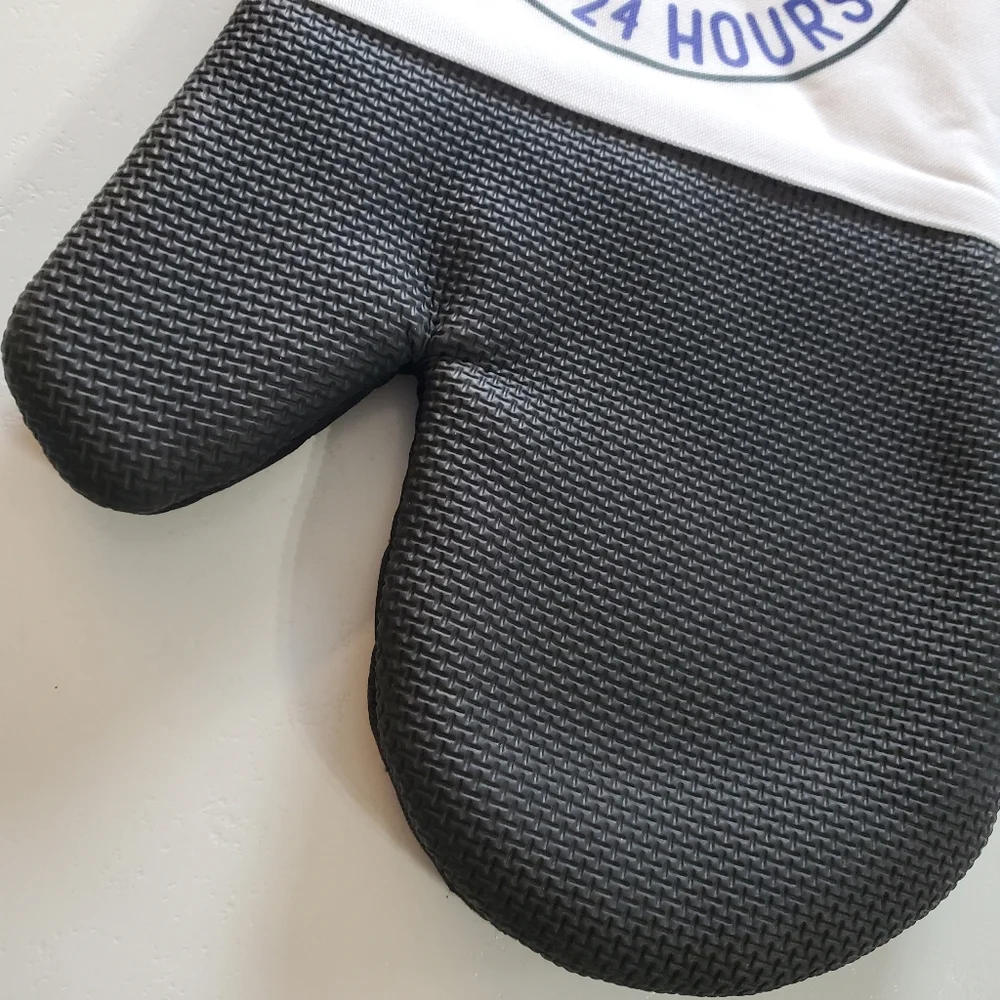 MOM'S KITCHEN Oven Mitt
